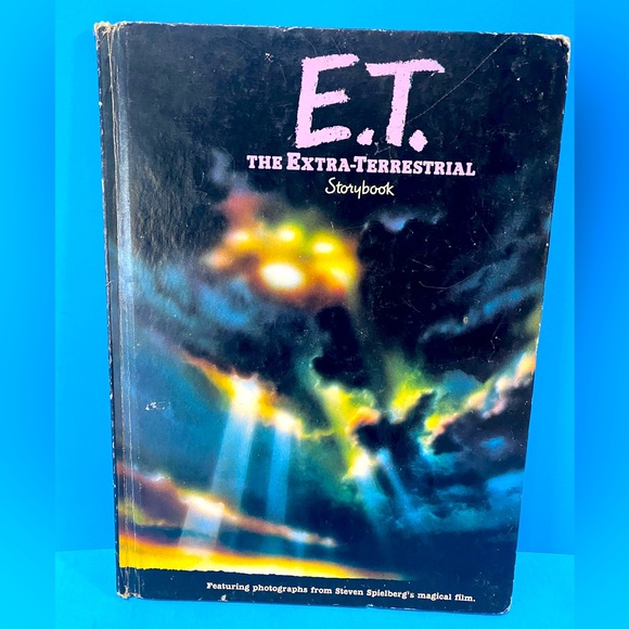 E.T. THE EXTRA TERRESTRIAL STORYBOOK HARDCOVER VTG 1982 STEVEN SPIELBERG - Picture 1 of 10